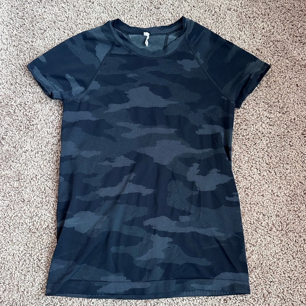 Athleta workout top